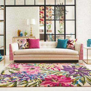 Floreale 44905 Fuchsia Handtufted wool Rug by Harlequin